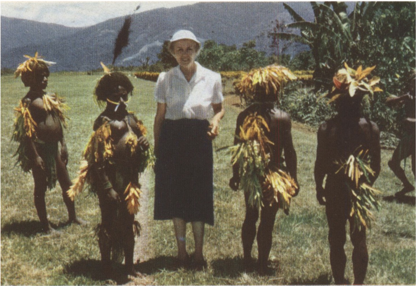 Aiome photographs and regional genetic reference material., image 6 of 10
