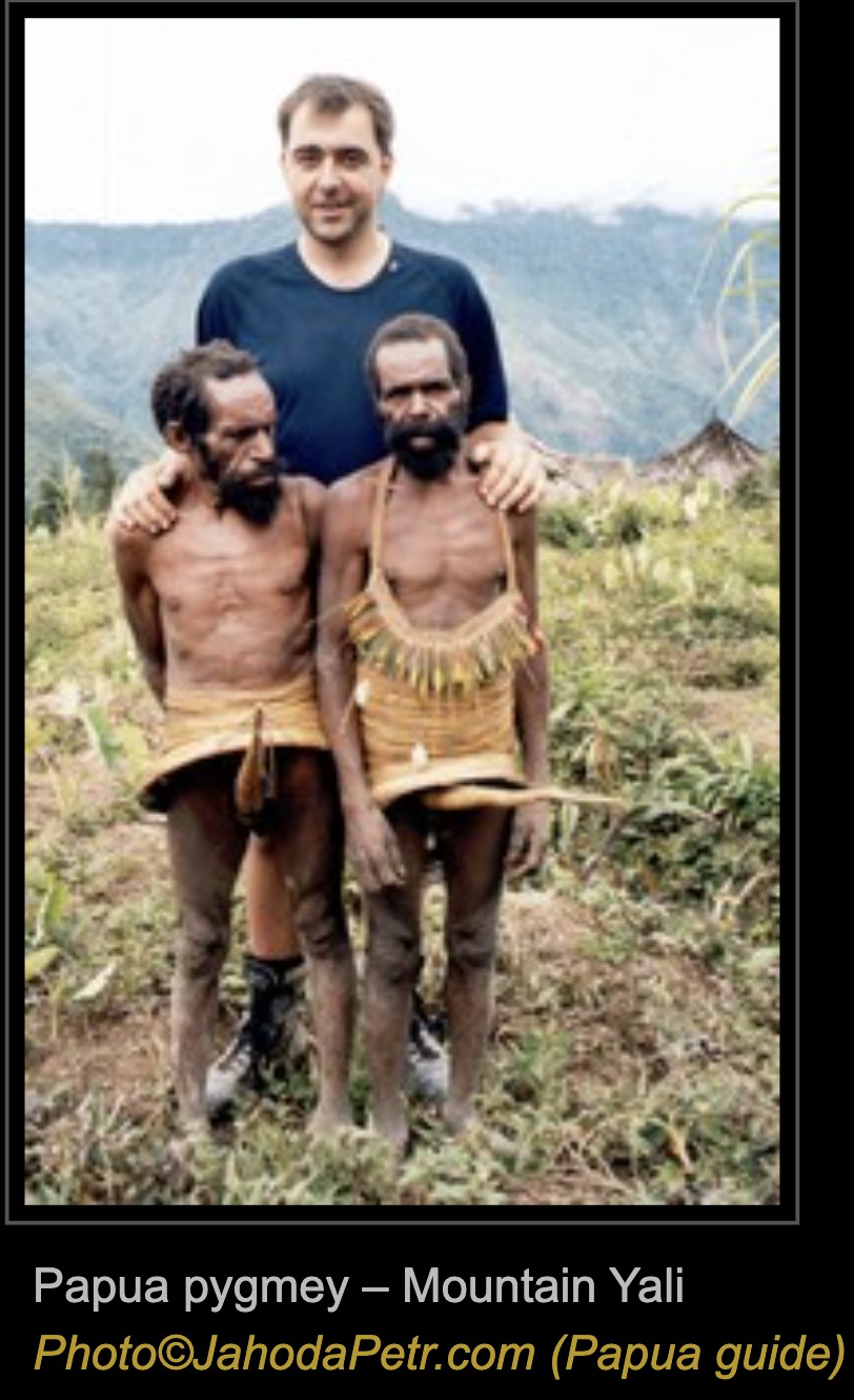 Yali photographs and genetic reference material., image 3 of 4
