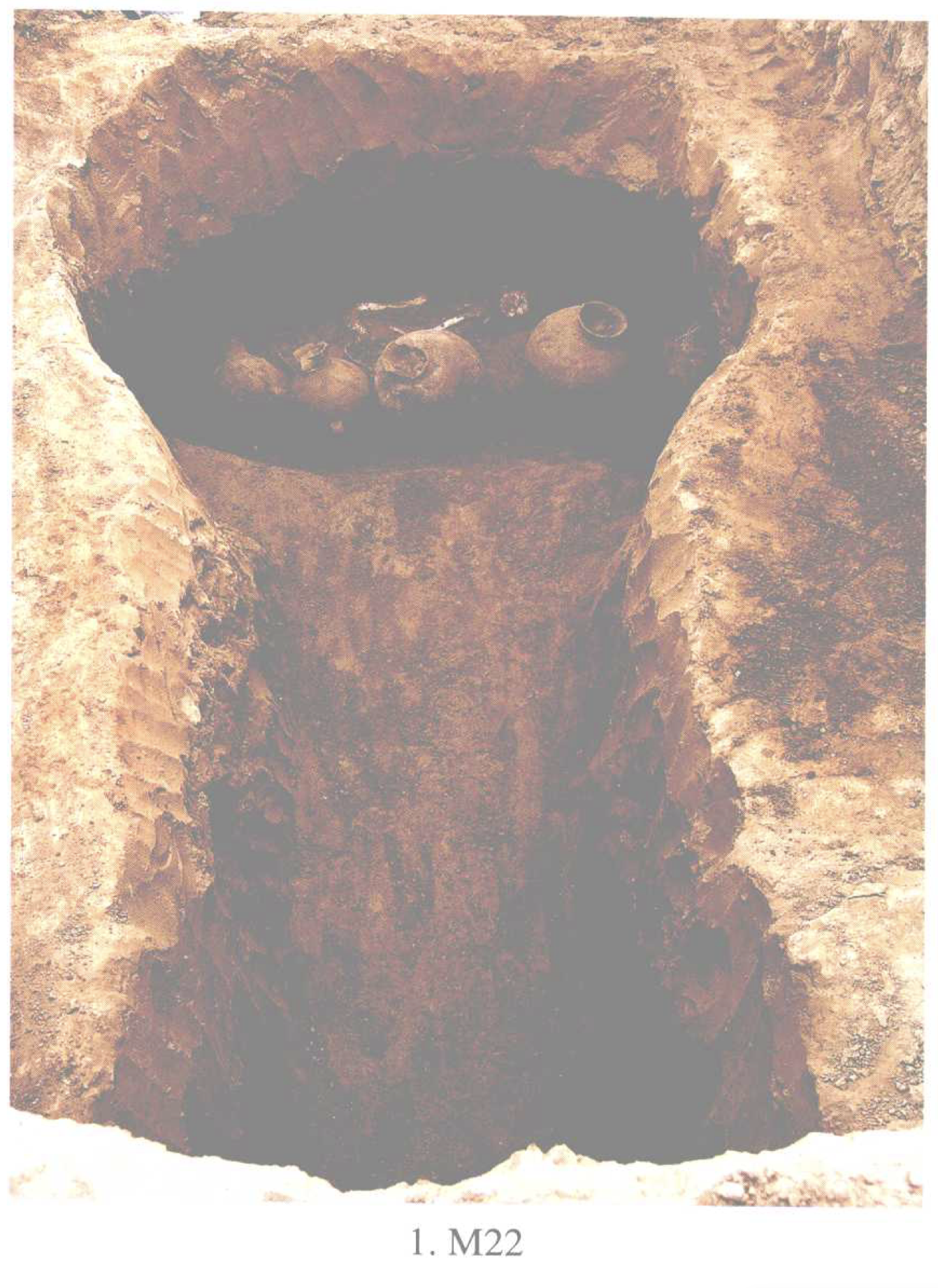 Archaeological photograph of the passage and chamber of Tomb M22 at the Xiahaishi site.